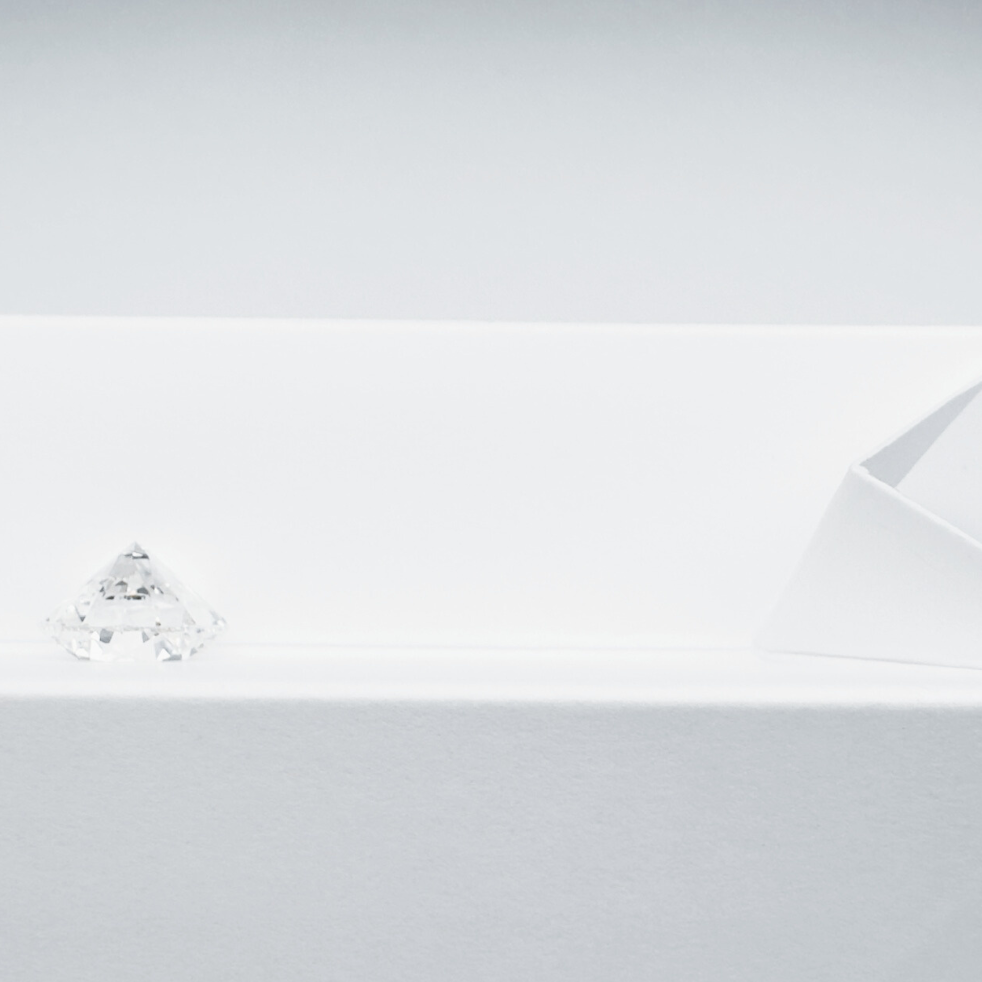Papier pliant pour évaluer la couleur des diamants blancs (10pcs)